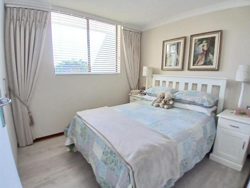 2 Bedroom Property for Sale in Stilbaai Wes Western Cape